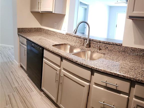 4th image of 3940 Southpointe Dr APT 316