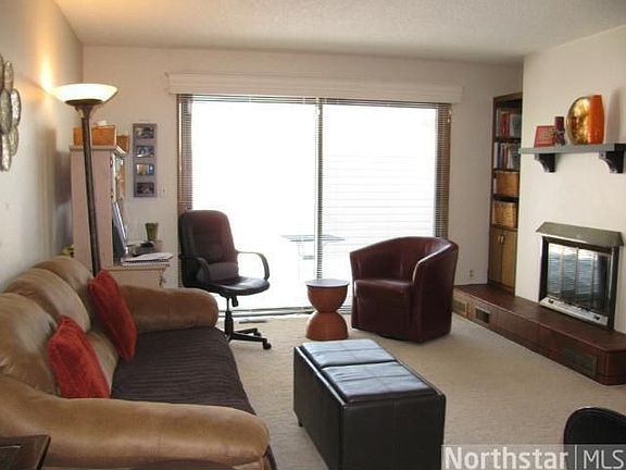3rd image of 2500 Stearns Way