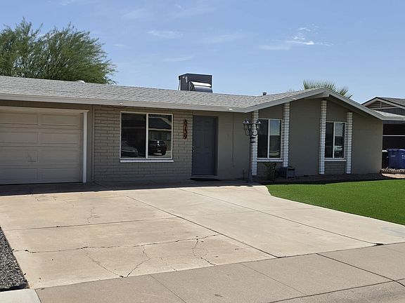 3rd image of 8739 W TURNEY Avenue