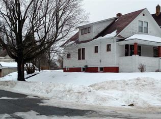 105 W Ross St, Iron River, MI 49935