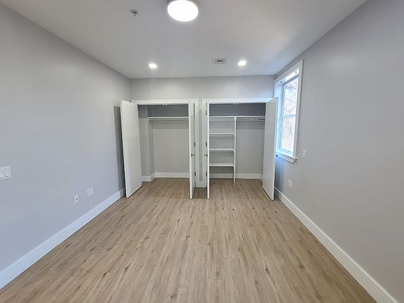 2nd image of 205 Mount Vernon Ave #2