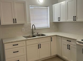 905 N M St, Lake Worth, FL 33460