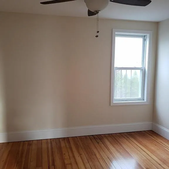 17 Emerson St — Photo 5