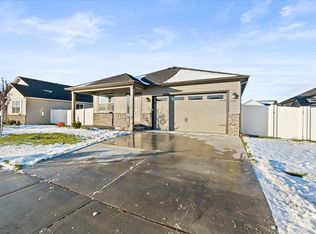 12371 N Gipper Loop, Rathdrum, ID 83858