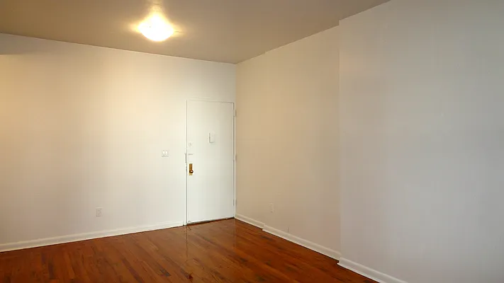 Rented by RC REAL ESTATE OF NEW YORK | media 30