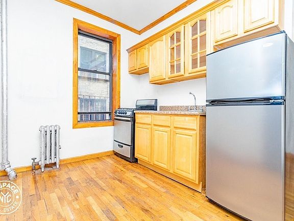 3rd image of 280 Crown St #K6