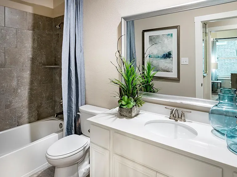 2408 Klamath Dr — Photo 14