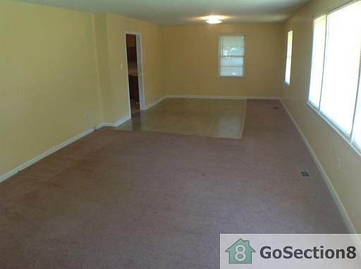 2nd image of 1136 E Norman St