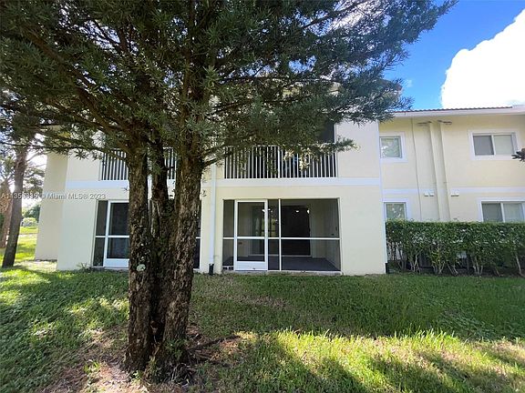 5th image of 3452 Cypress Trl #207