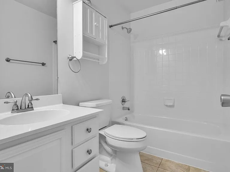3610 Eagle Rock Ct — Photo 24