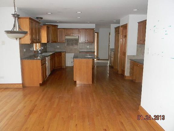 5th image of 10407 Penny Ct S