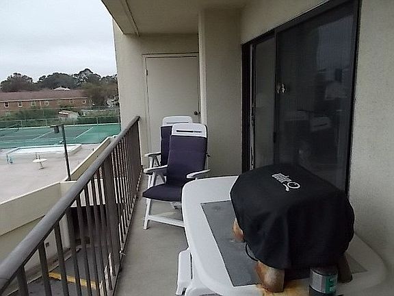5th image of 500 Pacific Ave APT 305