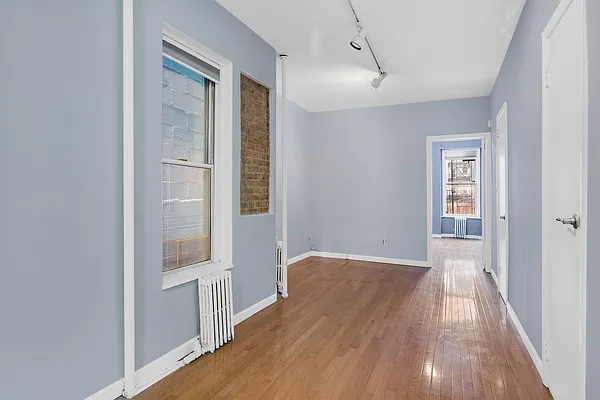 Rented by Cooper & Cooper Real Estate | media 17