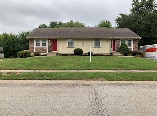 1016 SE 7th Ter, Lees Summit, MO 64063