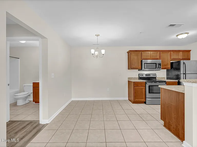 4429 Jay Bird Cir #103 — Photo 10