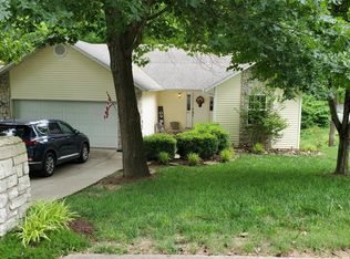 107 Hideaway St, Branson, MO 65616