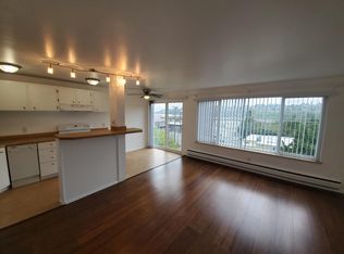 2515 14th Ave W #13, Seattle, WA 98119