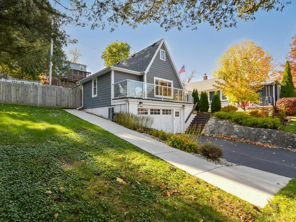 30131 Arrow DRIVE, Burlington, WI 53105