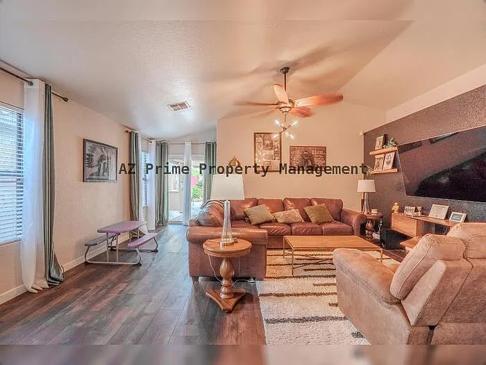 3321 E Blackhawk Dr — Photo 4