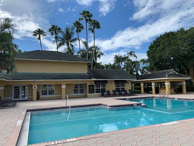 Pool Clubhouse View_08202019