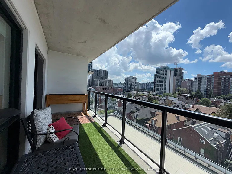 15 Queen St S #701 — Photo 20