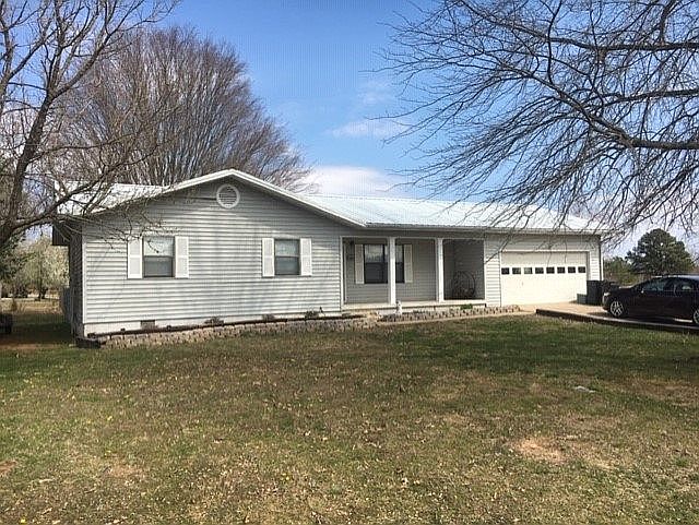1st image of 143 Chaney Dr
