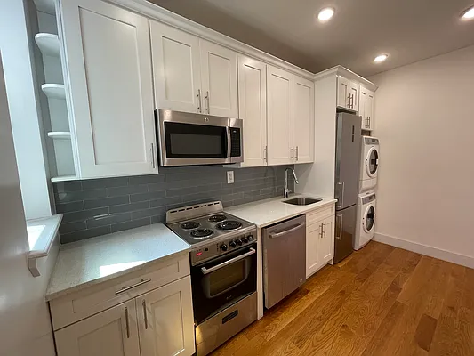 Rented by Compass | media 13