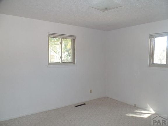 5th image of 1617 Locust Ave