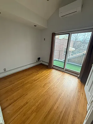 Rented by Voro, LLC | media 15