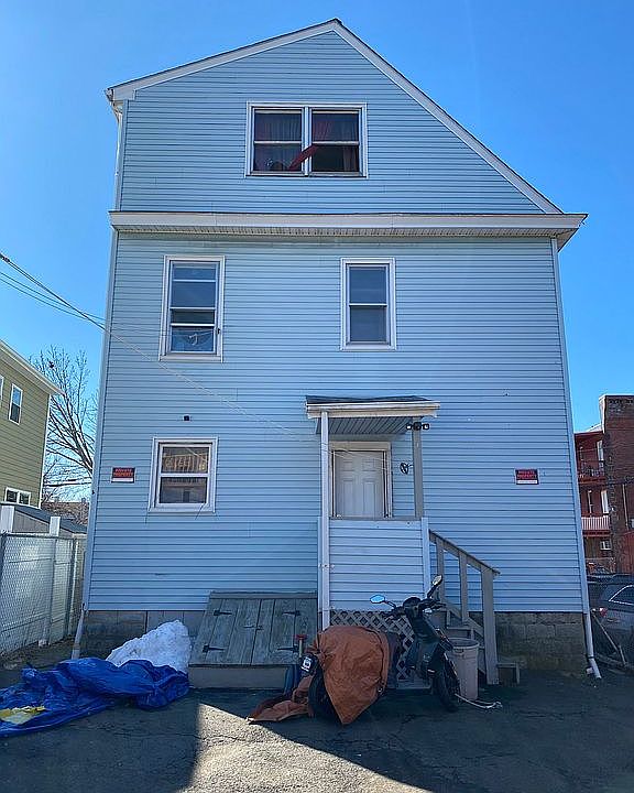 2nd image of 29-31 Cedar St