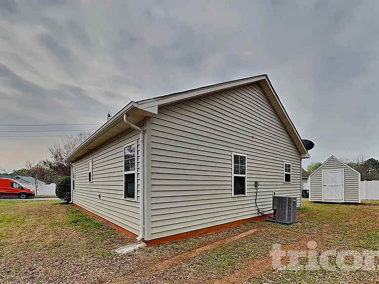 18011 Lynn Ln — Photo 13