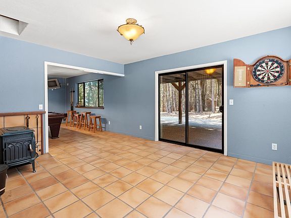 4th image of 56481 Registered Guest Road