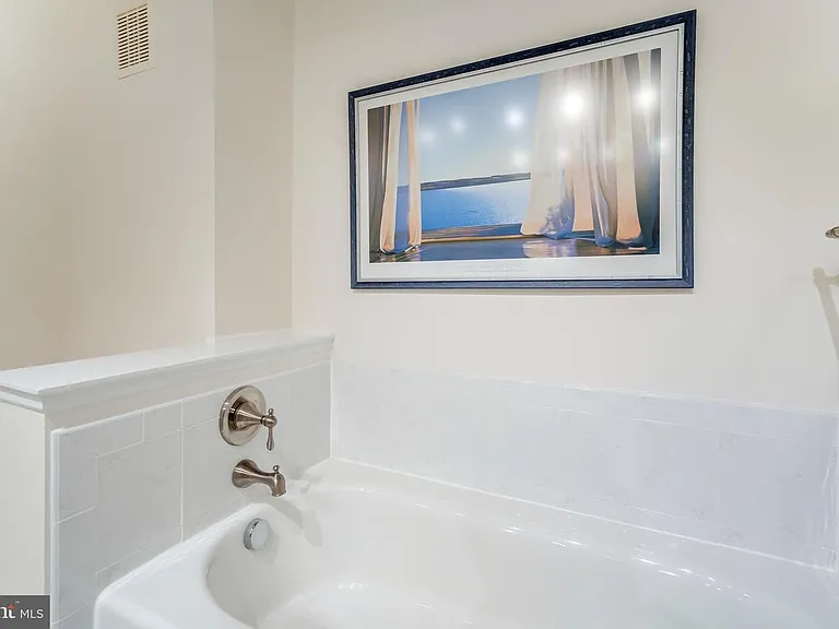 7046 Falls Reach Dr #304 — Photo 21