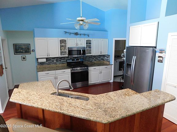 5th image of 2009 Adirondack Cir