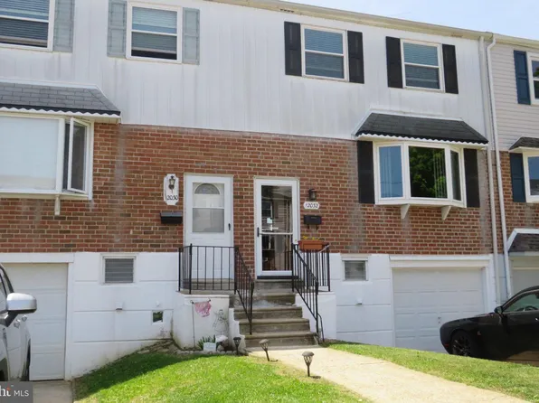 12032 Farwell Rd, Philadelphia, PA 19154