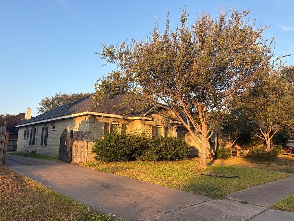 2nd image of 6421 Bellac St