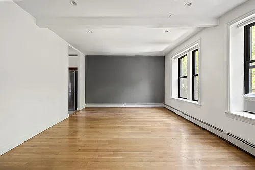 122 Sterling Pl #2B Photo 1