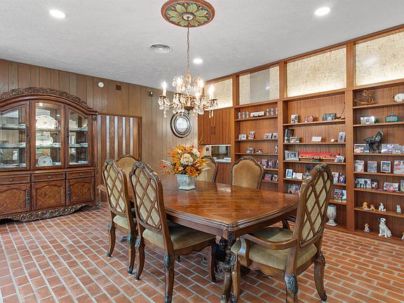 5th image of 1209 Woodland Park Ave