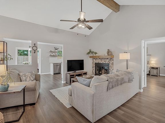 3rd image of 1855 Heartland Dr