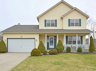 216 Bayberry Dr, Elyria, OH 44035