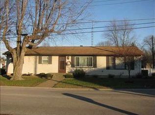 202 N Gaddis St, Rossville, IN 46065