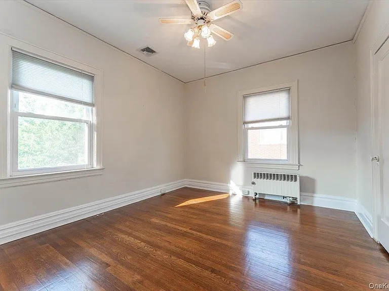 942 Greenfield Rd — Photo 16