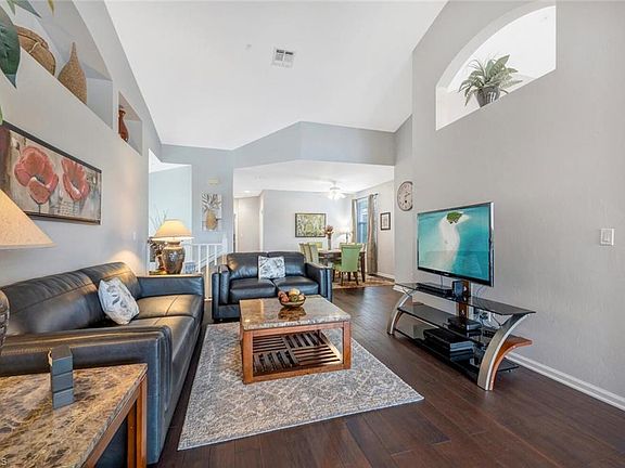 5th image of 7852 Gardner DR #202