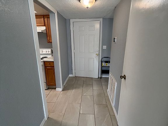 4th image of 6017 Windhover Dr #6017