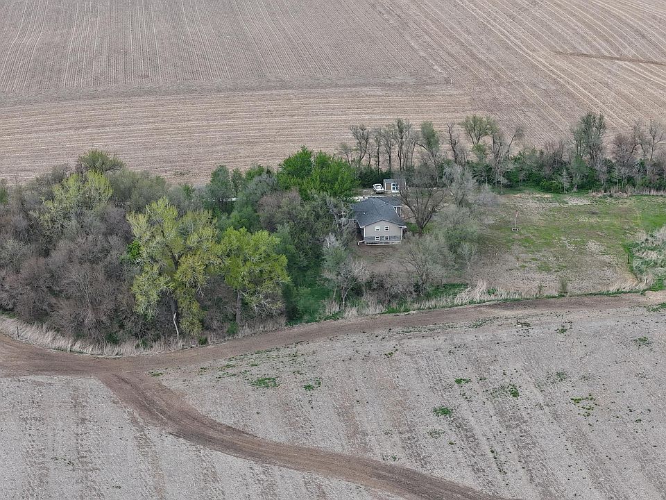 1st image of 154 County Rd E #16