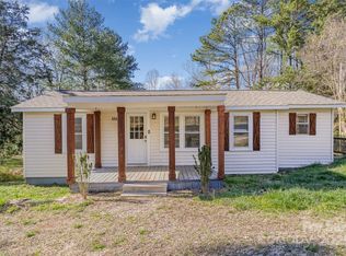 456 Burnt Gin Rd, Gaffney, SC 29340