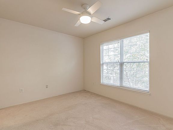 4th image of 3003 Nicosh Cir Unit 3305