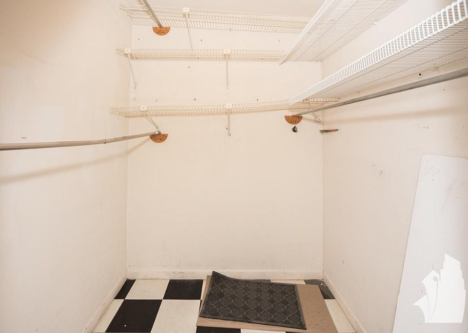 1st image of 2094 N Hoyne Ave #2047