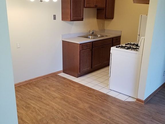 3rd image of 3725 Cedar Ave S APT 108