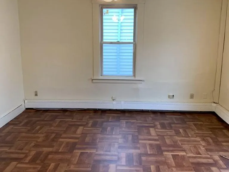 20 Diamond St #2F — Photo 7